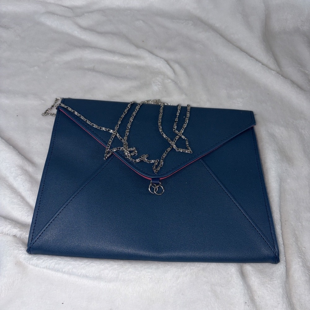 Envelope crossbody Bag Blue‎ Pink Interior silver-tone chain strap vintage-style